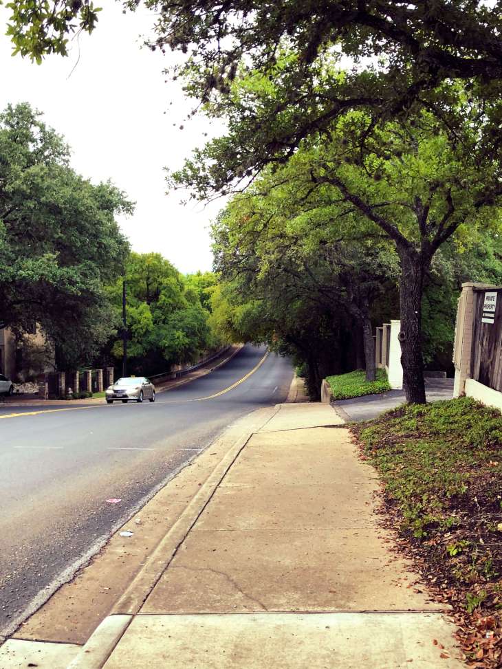 The road to Mount Bonnel in Austin, Texas