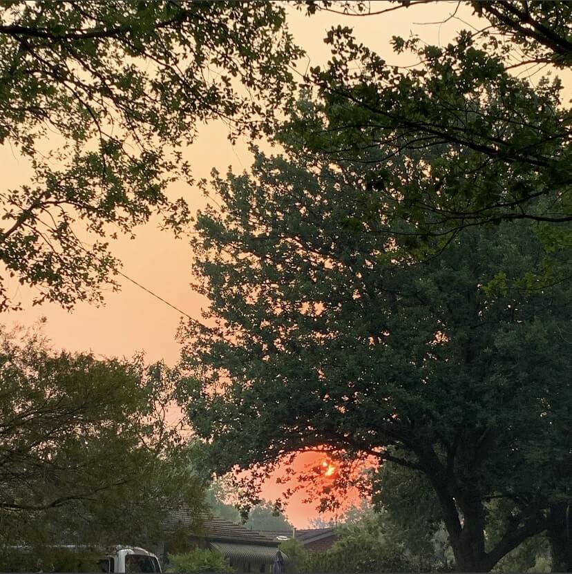 Canberra sunset during bush fires in New South Wales