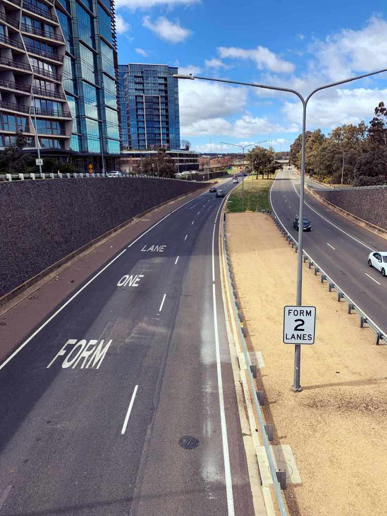 Driving guidelines, Canberra roads